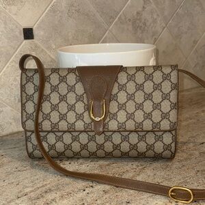 Gucci GG Supreme Handbag